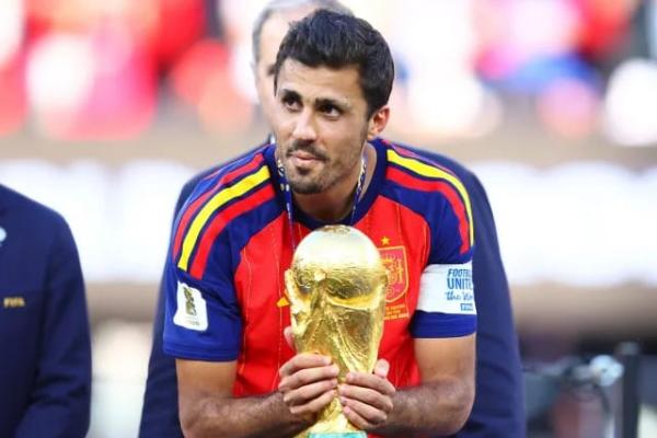 Barcelona Ajukan Tawaran Kedua untuk Rodri