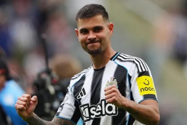 Eks Newcastle Anggap Bruno Guimaraes Bukan Gelandang Kelas Dunia