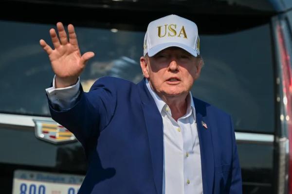Trump Pilih Jerat Ekonomi Ketimbang Gempur Iran
