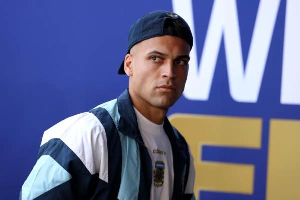 Lautaro Martinez Jadi Alternatif jika Barca Gagal Bawa Alvarez