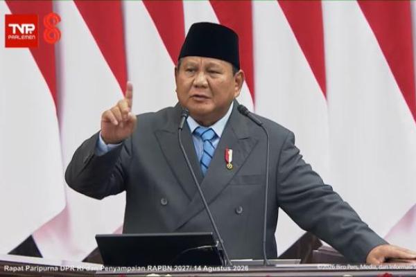 Prabowo Pastikan Giant Sea Wall Pantura Segera Dibangun