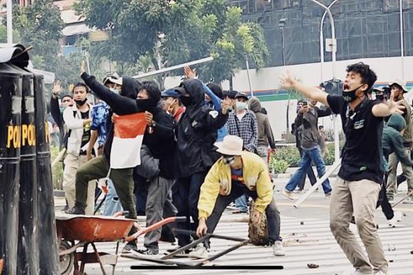 Setahun Demo Berdarah Agustus 2025, Sorotan Dana Asing dan Kurawal
