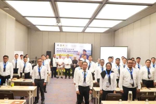 Perkuat Keamanan Maritim, Kemenhub Kukuhkan 25 Auditor ISPS Code