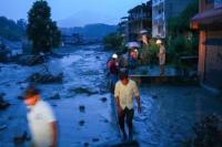 Banjir Bandang Nepal-Tibet, 900 Wisatawan Asing Hilang