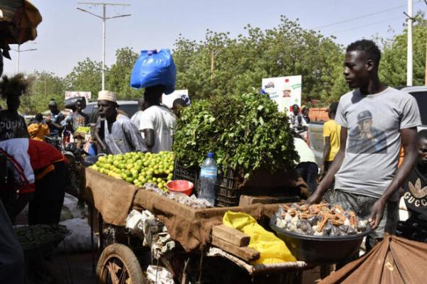 Bandara dan Istana Presiden Niger Diserang Kelompok Bersenjata