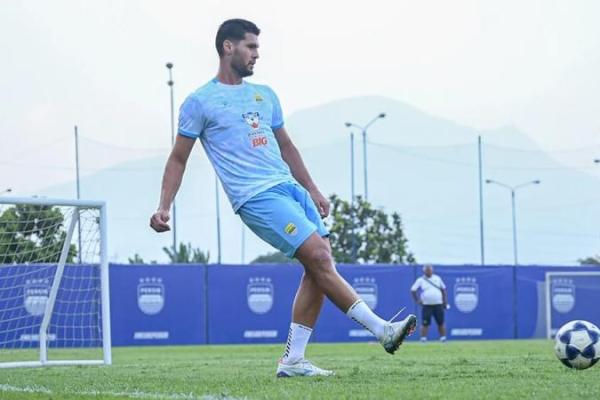 Persib Punya 4 Bek Asing Musim Ini, Julio Cesar: Bagus untuk Tim