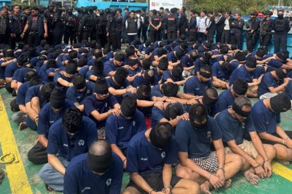 Dikawal Brimob, Lapas Tangerang Kirim 9 Napi Risiko Tinggi ke Nusakambangan