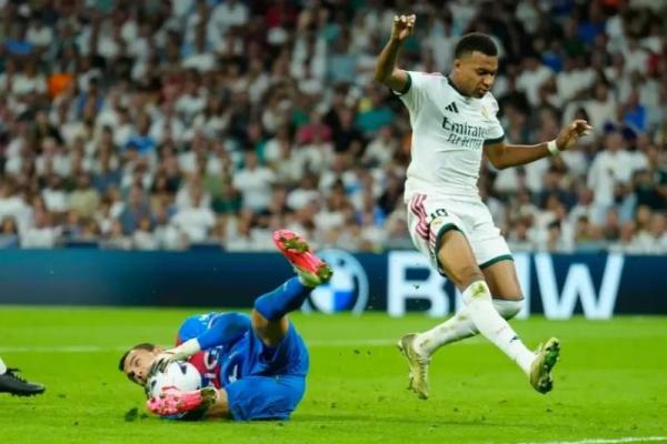 Debut Epik Emil Audero Jadi Sorotan Media No.1 Spanyol