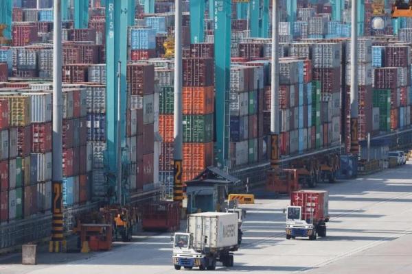 Malaysia Sita Tiga Kontainer Tujuan Israel di Pelabuhan Johor