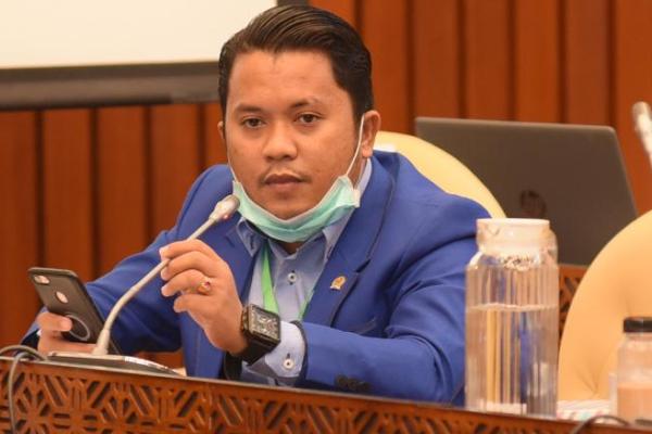 Komisi III Minta Polri Profesional Usut Kasus Dolar Singapura Palsu Rp4,7 M