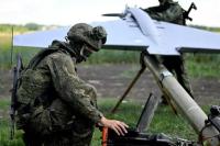 Pasukan Rusia Serang Pabrik Transportasi Militer Ukraina