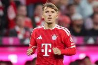 Empat Raksasa Inggris Berburu Pemain Muda Bayern Lennart Karl