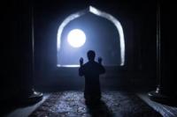 Belum Tidur di Malam Hari Tapi Sholat Tahajud, Apakah Sah?
