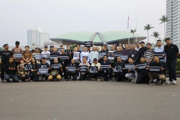 KWP Gelar Doa Bersama untuk 5 Jurnalis dan 3 ABK yang Hilang di Krakatau