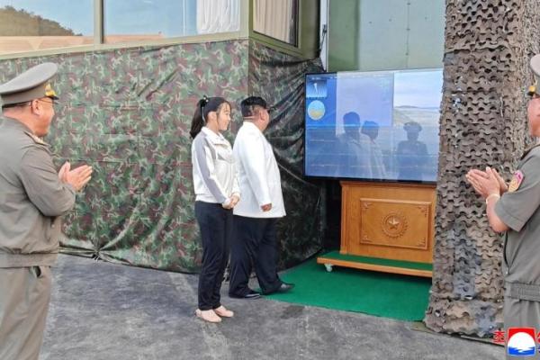 Korut Uji Coba Senjata Tipe Baru, Kim Jong Un Puas