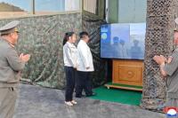 Korut Uji Coba Senjata Tipe Baru, Kim Jong Un Puas