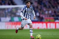 Chelsea Pantau Bek Sociedad Jon Martin jelang Bursa Januari