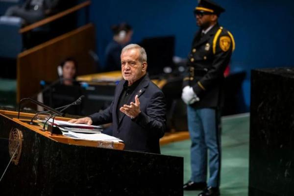 Tegas, Presiden Iran Takkan Bebaskan Selat Hormuz selama Ada Sanksi