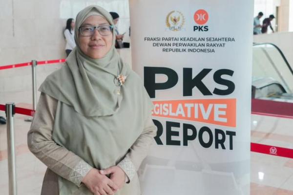Ledia Hanifa: Sekolah Gratis Harus Dibarengi Kualitas Merata