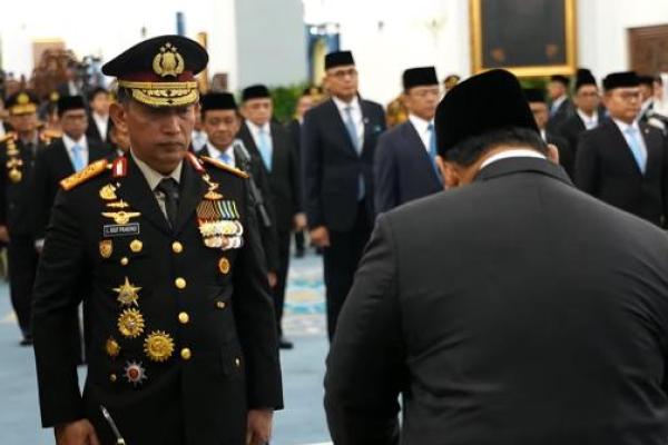 Prabowo Reshuffle Kabinet: Listyo Sigit KSP, Dudung Menko Polkam