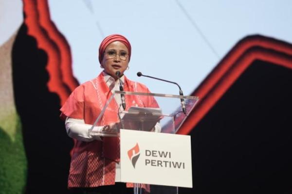 Ketua Umum Dewi Pertiwi Ajak Perempuan Bergerak, Berdaya, dan Berdampak