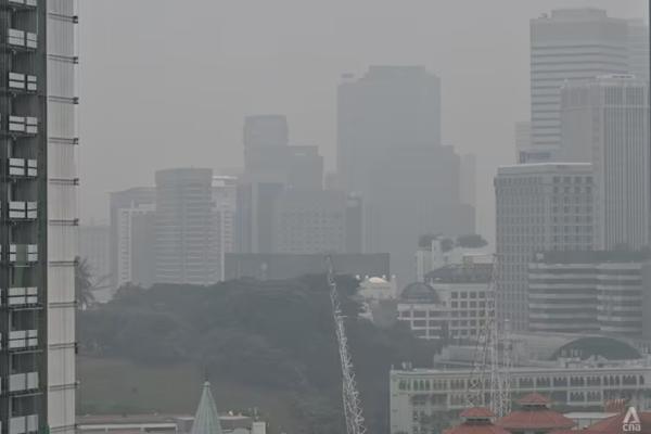 Asap Kiriman, Kualitas Udara Singapura Kembali Memburuk