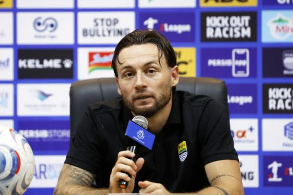 Klok Ungkap Rahasia Kebangkitan Persib saat Tertinggal Dua Gol