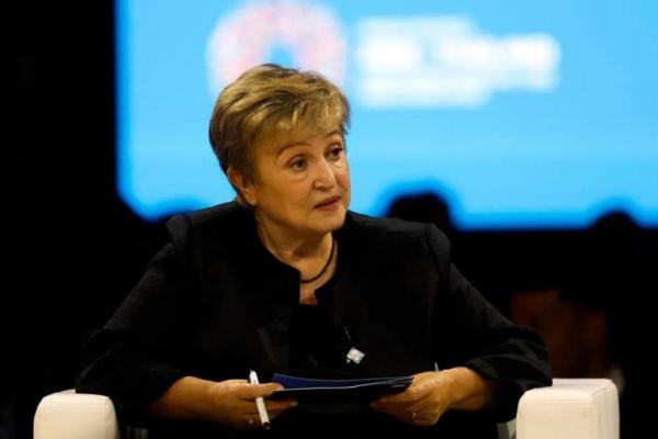 IMF Sebut Kemajuan AI Bakal Picu "Kiamat" Lapangan Kerja