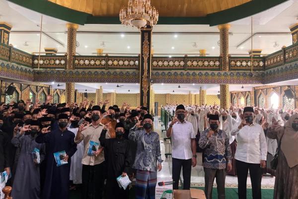 Cak Imin Resmikan Rumah Bebas Asap Karhutla di Ponpes Pekanbaru