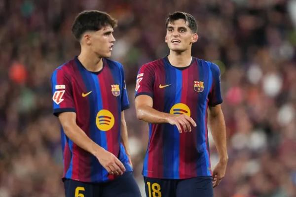 Gagal Gaet Olmo, Bayern Incar Gerard Martin dari Barcelona