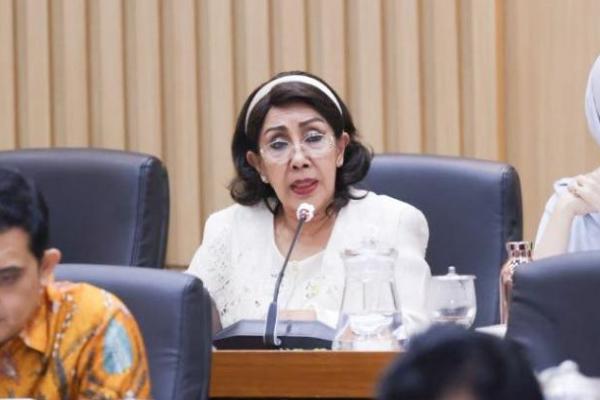 Legislator Ingatkan Ancaman ISPA bagi Anak Akibat Karhutla