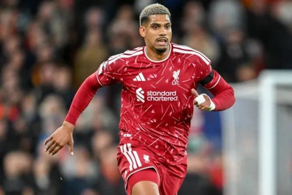 Araujo Buka Suara Soal Peluang Kontrak Permanen di Liverpool