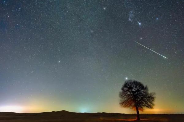 Hujan Meteor Orionid 21–22 Oktober, Cahaya Bulan Jadi Tantangan Pengamatan