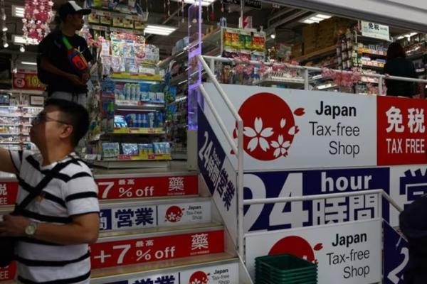Jepang Ubah Aturan Belanja Bebas Pajak Turis Mulai 1 November